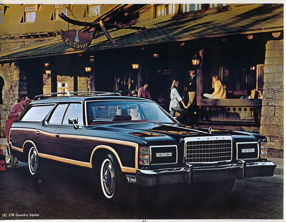 1977 Ford Wagons Brochure Page 2
